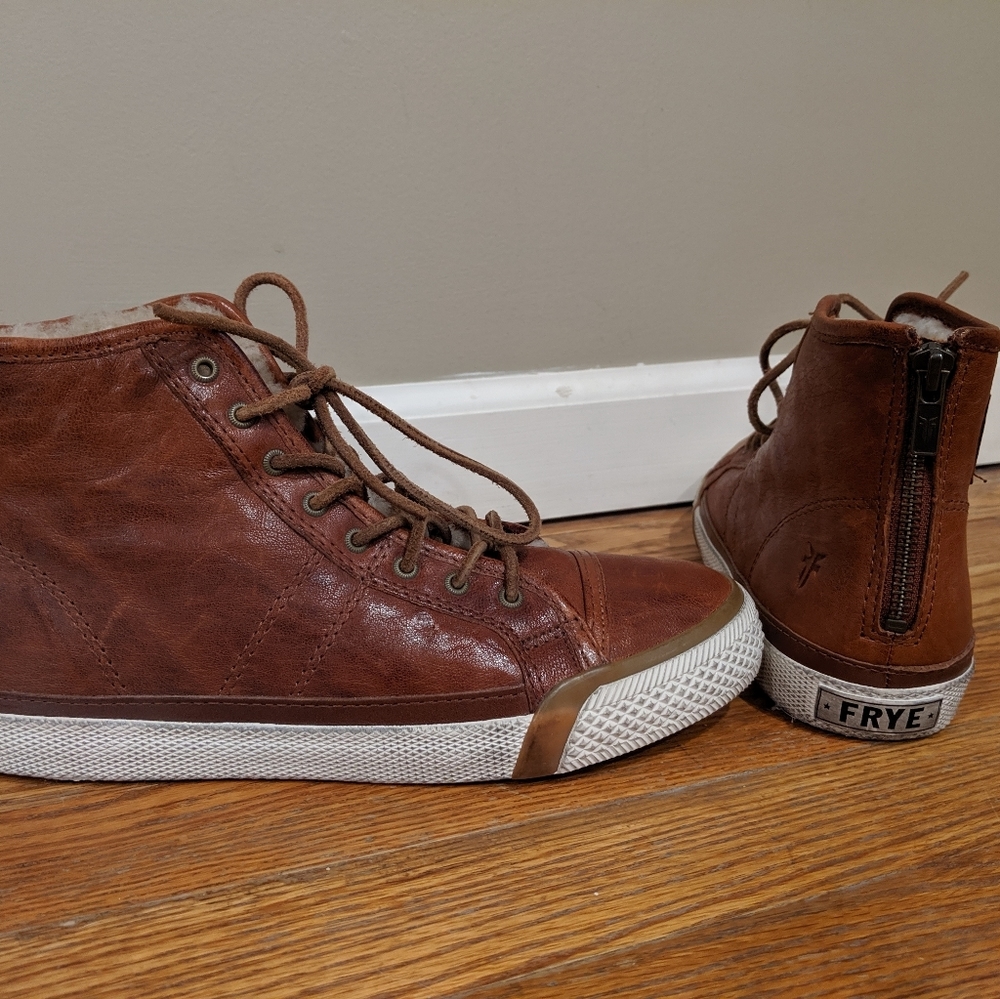 🎉HPx2🎉NWOT Frye Sz 7 leather High Top sneakers